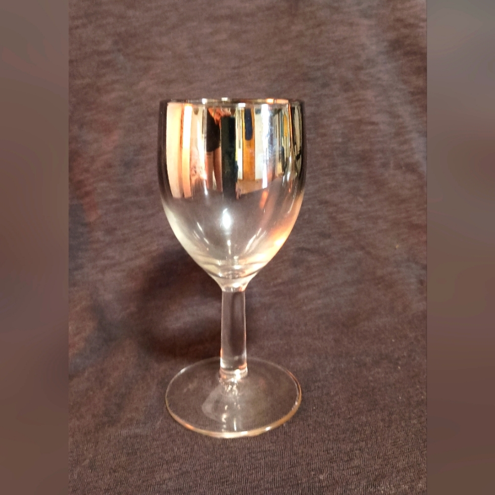 Dorothy Thorpe goblets